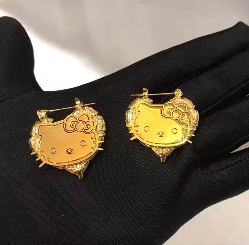 Hello Kitty Heart Drop Earrings – Gold Tone