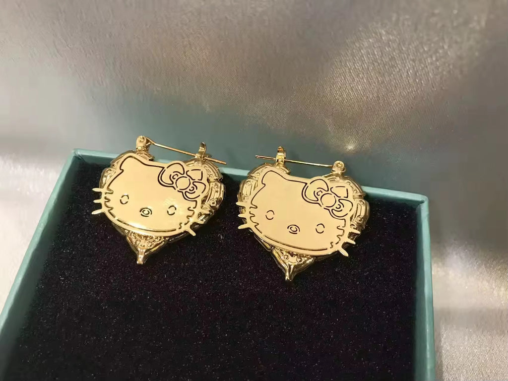 Hello Kitty Heart Drop Earrings – Gold Tone