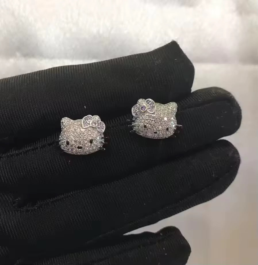 Hello Kitty Crystal Stud Earrings – Silver
