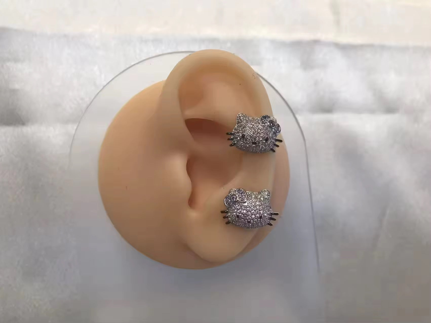 Hello Kitty Crystal Stud Earrings – Silver