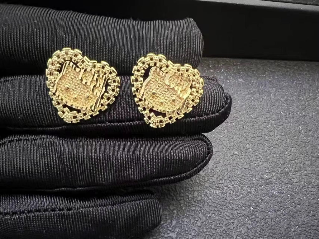 Hello Kitty heart-shaped earrings